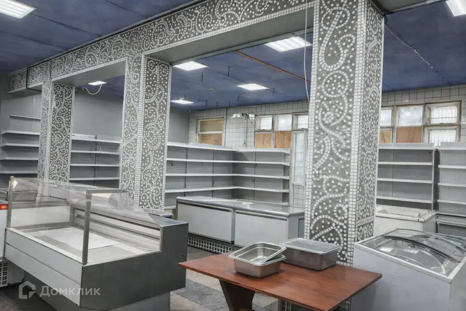 Сдаётся помещение своб. назначения, 300 м²