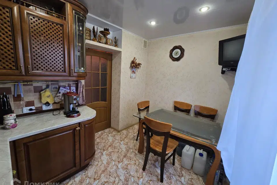 Продаётся 3-комнатная квартира, 71 м²