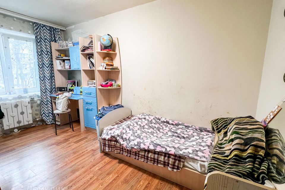 Продаётся 3-комнатная квартира, 57 м²