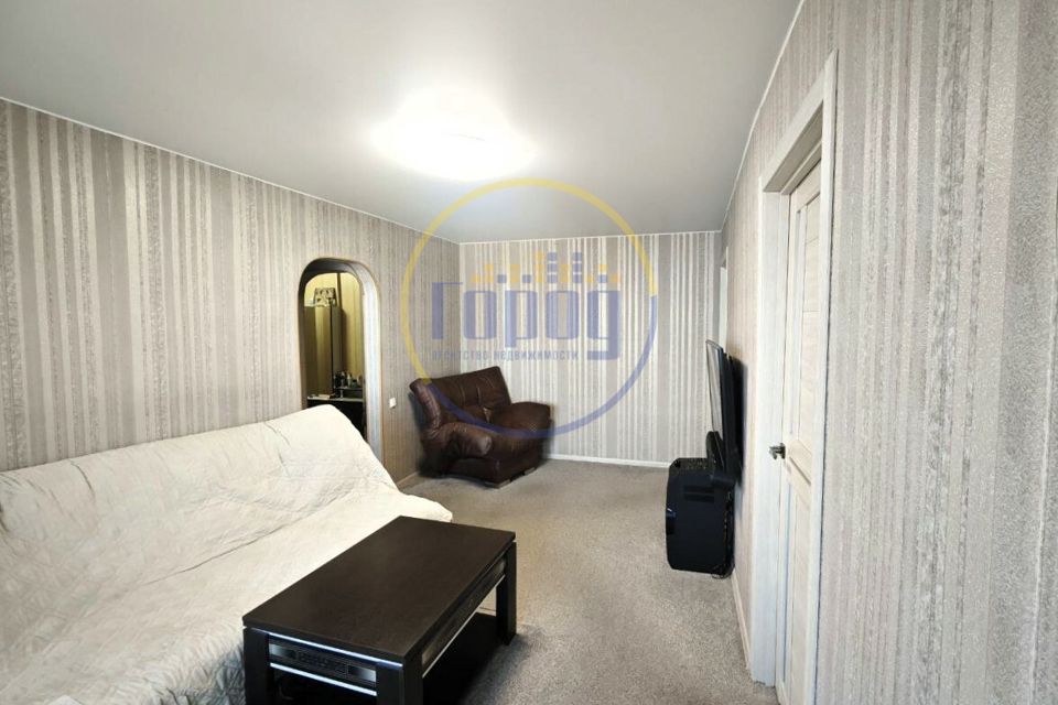 Продаётся 3-комнатная квартира, 58.2 м²