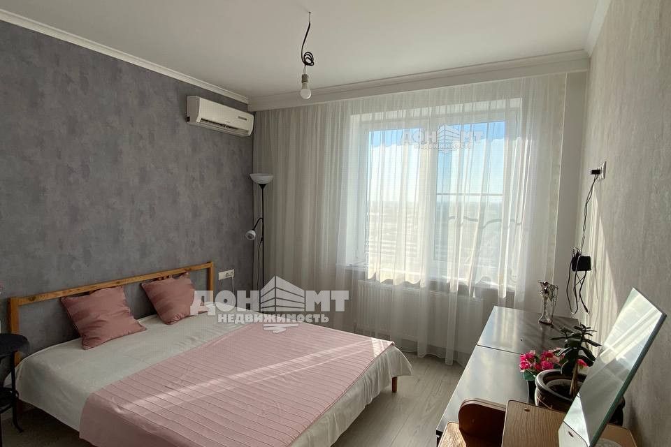 Продаётся 1-комнатная квартира, 43 м²