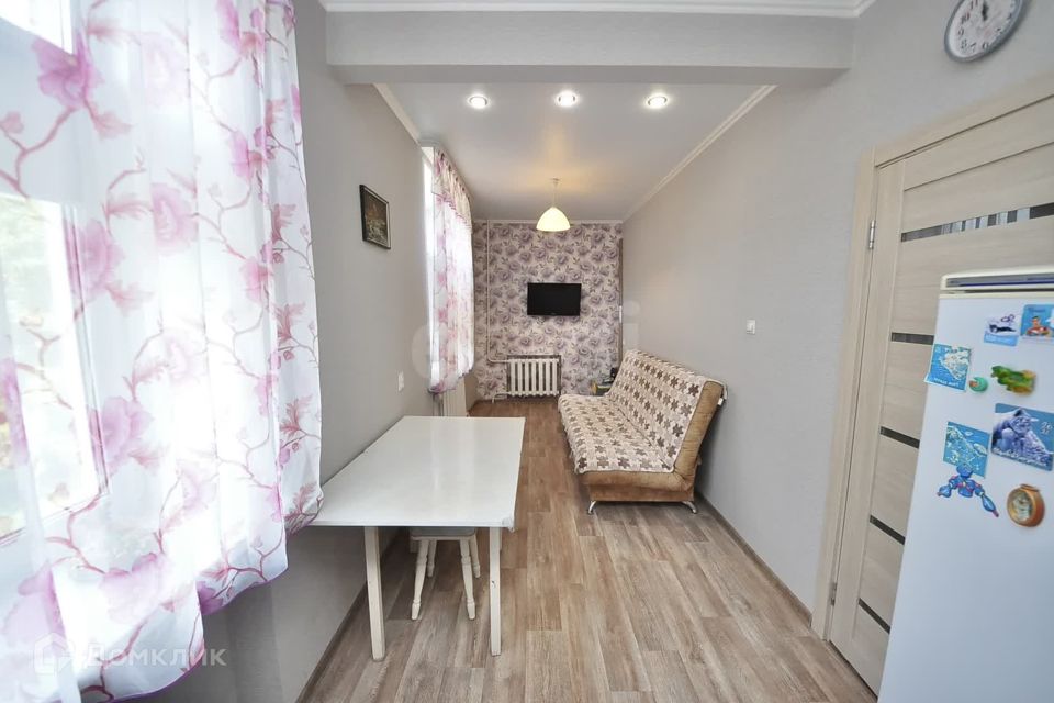 Продаётся 2-комнатная квартира, 42.1 м²
