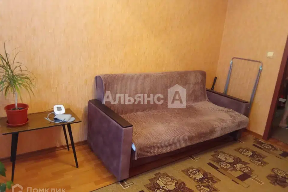 Продаётся 2-комнатная квартира, 49.6 м²