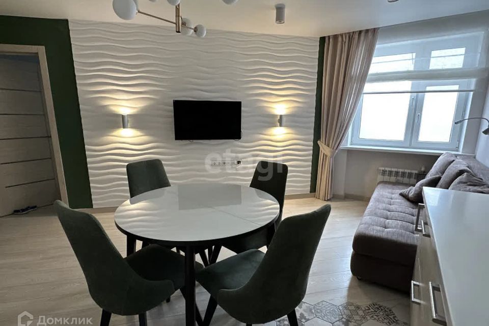 Продаётся 2-комнатная квартира, 64.1 м²