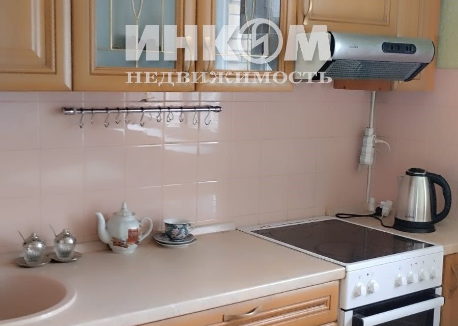 Сдаётся 2-комнатная квартира, 67 м²