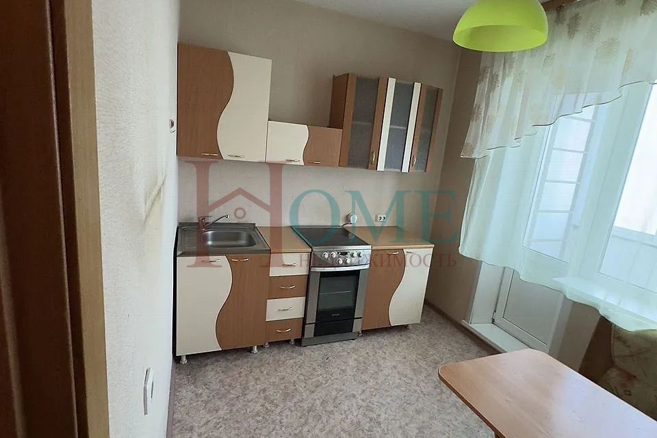 Сдаётся 1-комнатная квартира, 40 м²