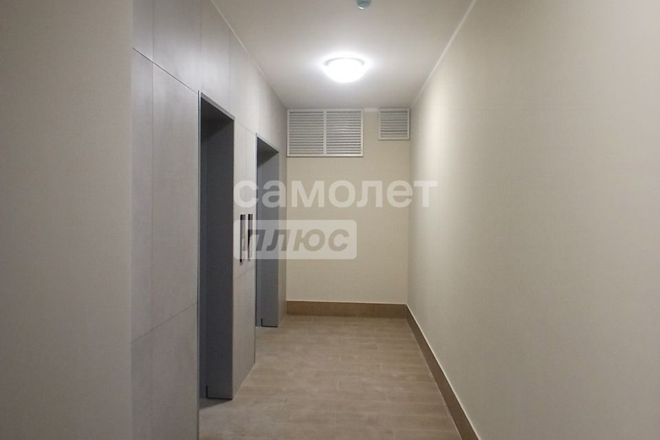 Продаётся 1-комнатная квартира, 37.8 м²