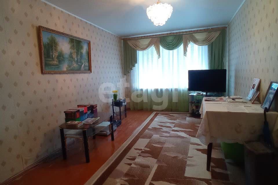 Продаётся 3-комнатная квартира, 60 м²