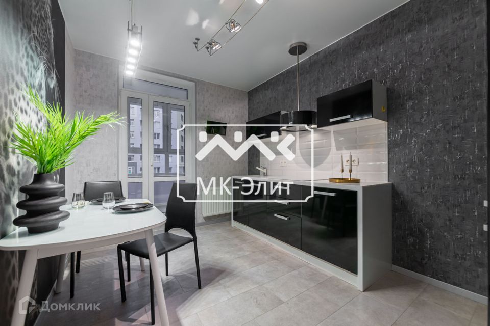 Продаётся 2-комнатная квартира, 64.8 м²