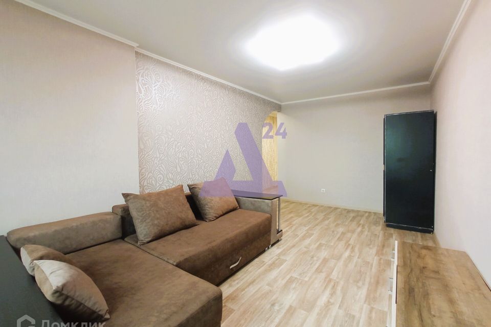Продаётся 1-комнатная квартира, 37.3 м²
