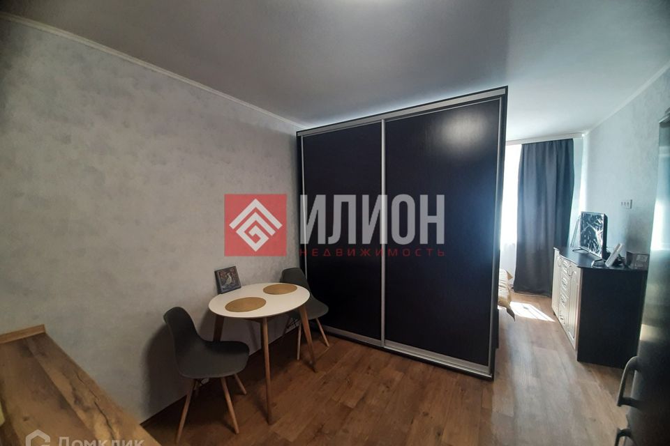 Продаётся комната в 10-комн. квартире, 18 м²