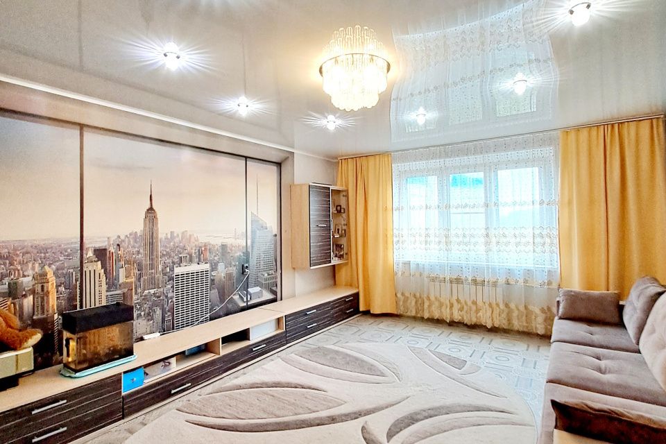 Продаётся 2-комнатная квартира, 81.2 м²