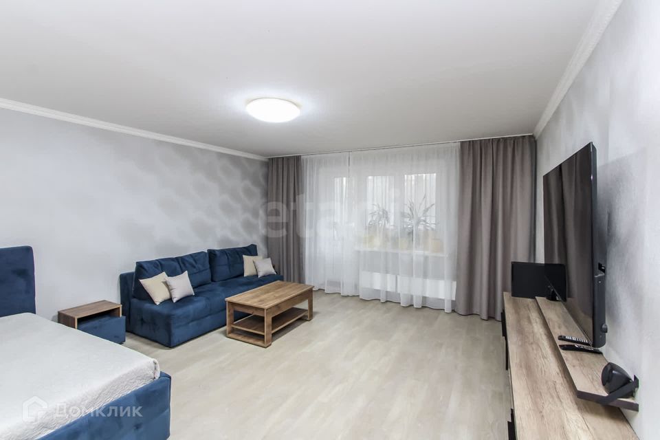 Продаётся 2-комнатная квартира, 79.8 м²