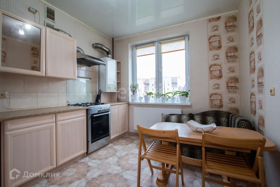 Продаётся 2-комнатная квартира, 71.9 м²