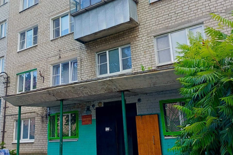 Продаётся комната в 1-комн. квартире, 17.2 м²