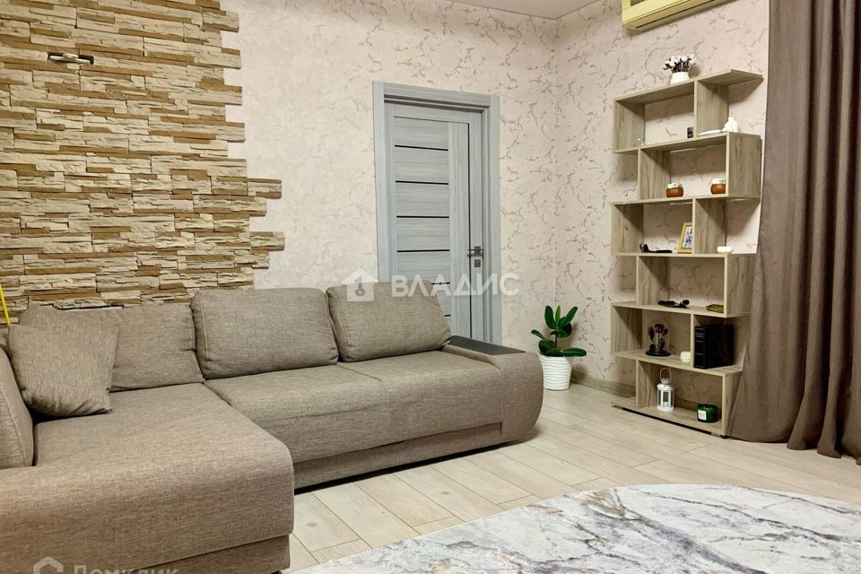 Продаётся 3-комнатная квартира, 62.5 м²