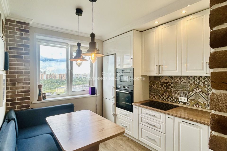 Продаётся 2-комнатная квартира, 54.2 м²