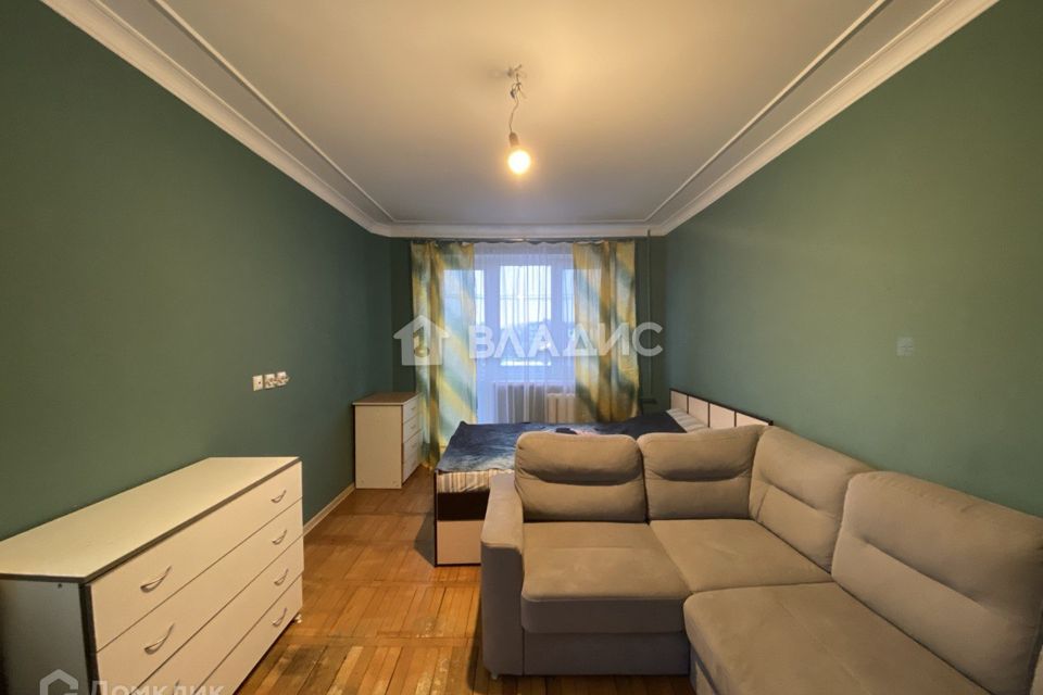 Продаётся 3-комнатная квартира, 61.8 м²