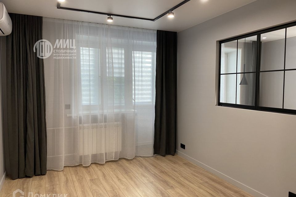 Продаётся 1-комнатная квартира, 40.3 м²