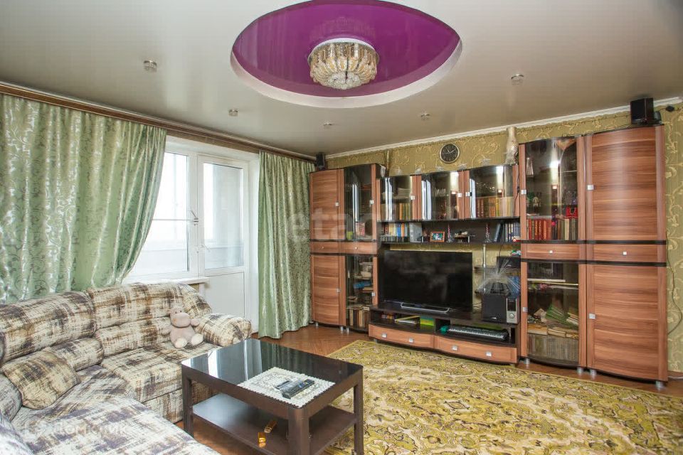 Продаётся 4-комнатная квартира, 73.9 м²