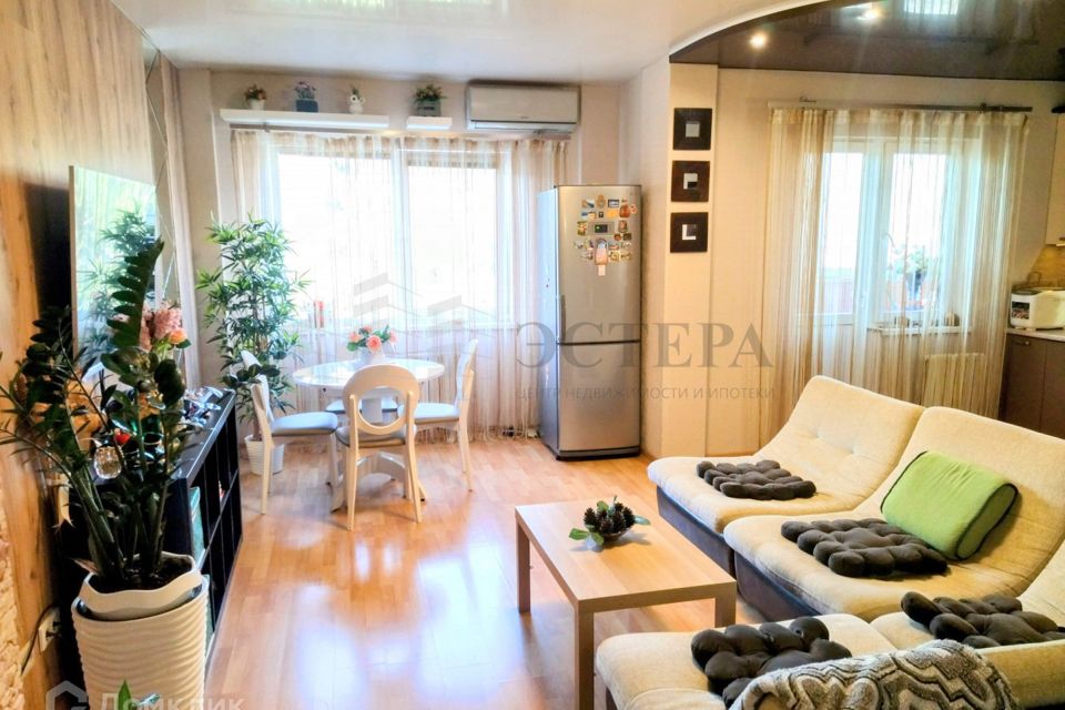 Продаётся 2-комнатная квартира, 76.5 м²