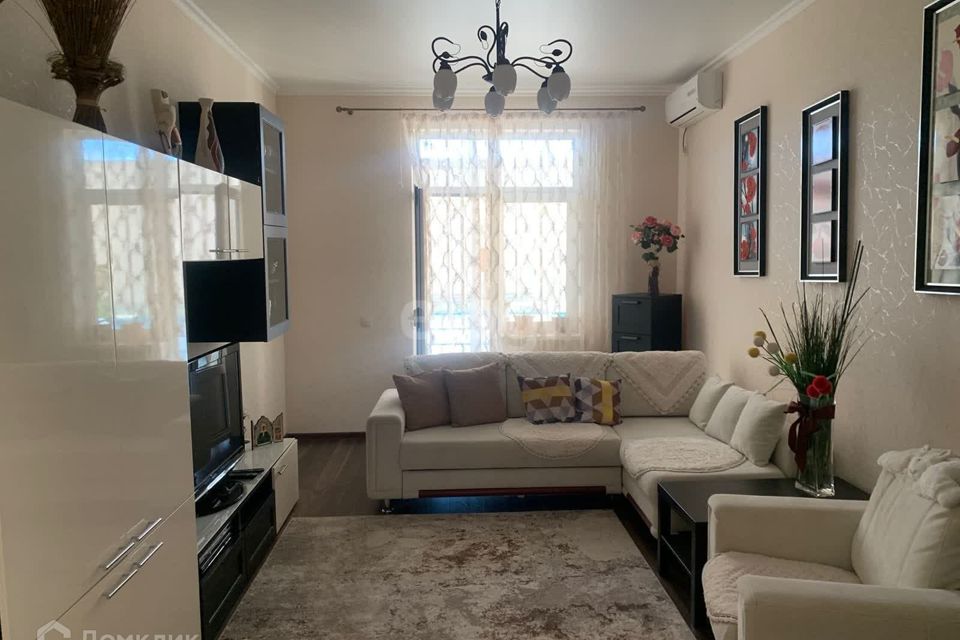 Продаётся 2-комнатная квартира, 88.5 м²