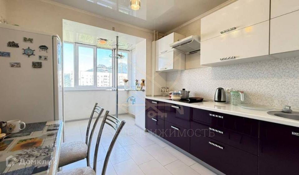 Сдаётся 2-комнатная квартира, 56 м²