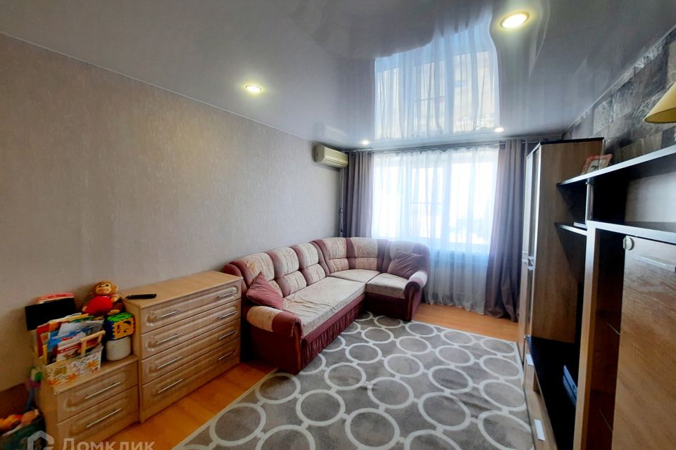 Продаётся 3-комнатная квартира, 57.3 м²