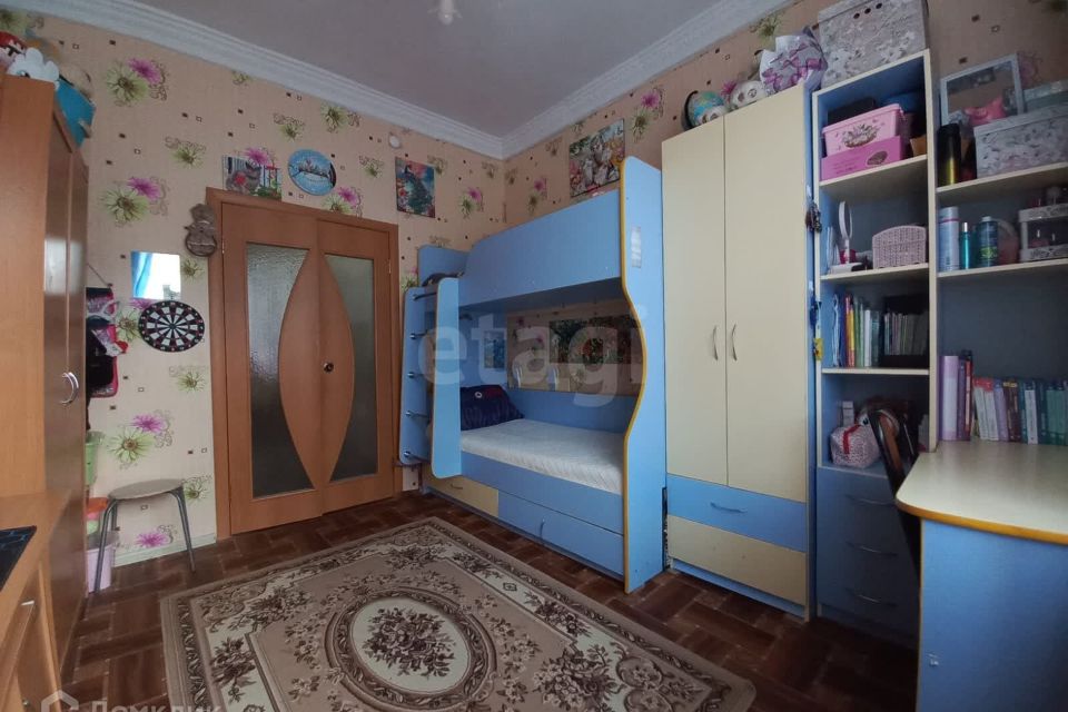 Продаётся 3-комнатная квартира, 63.2 м²