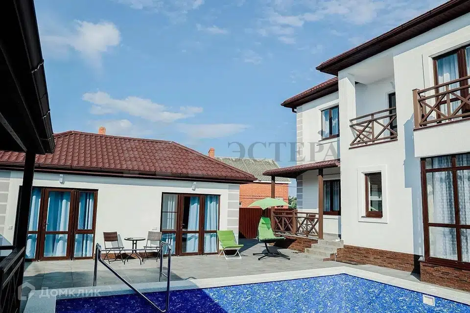 Продаётся 2-этажный дом, 190 м²