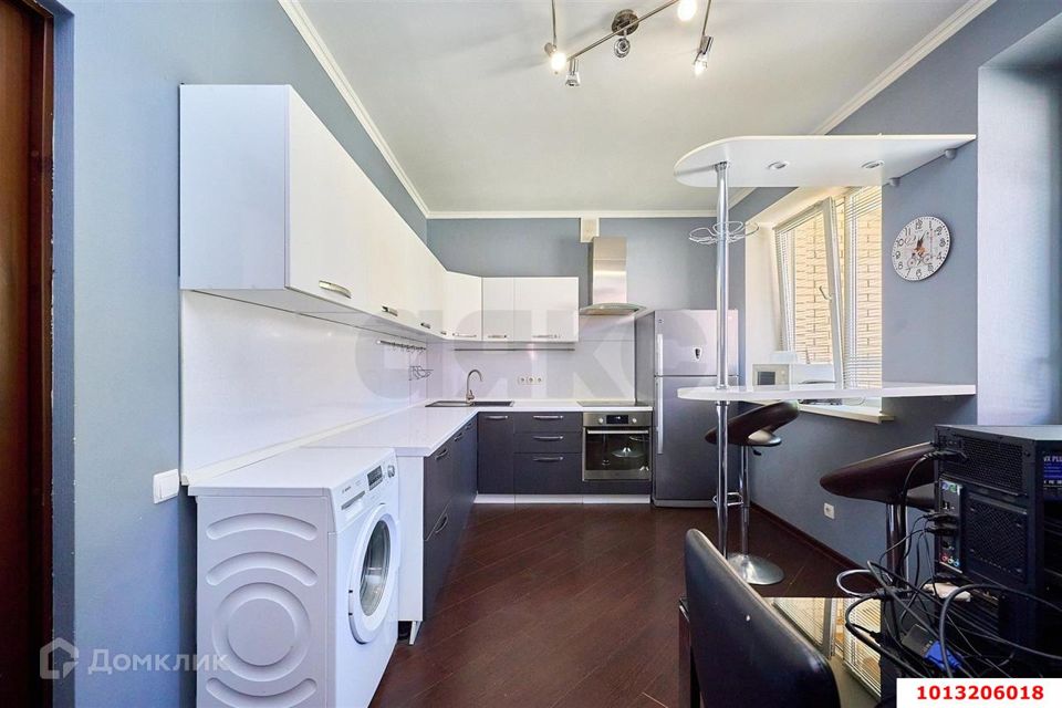 Продаётся 2-комнатная квартира, 53.9 м²