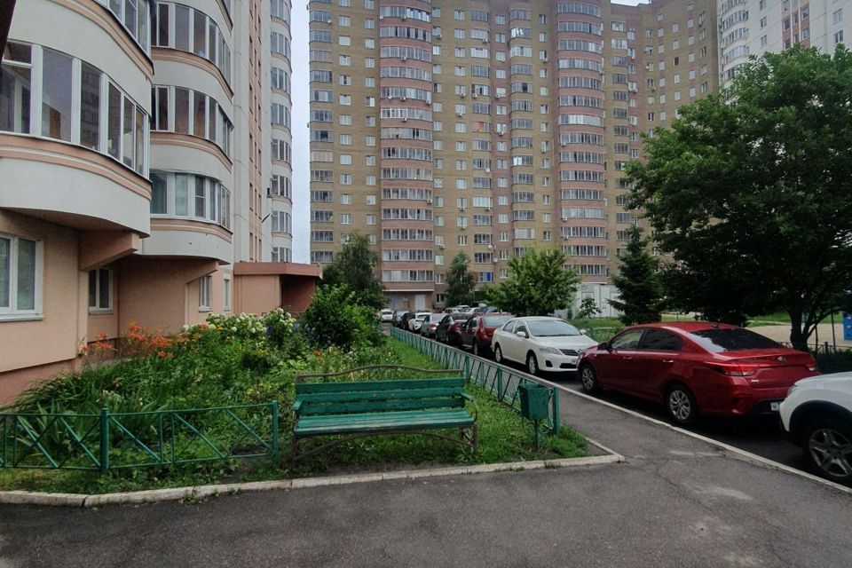 Продаётся 2-комнатная квартира, 57.39 м²
