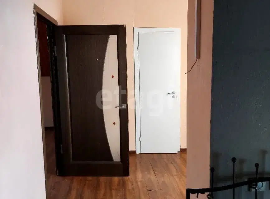 Продаётся 3-этажный дом, 567 м²