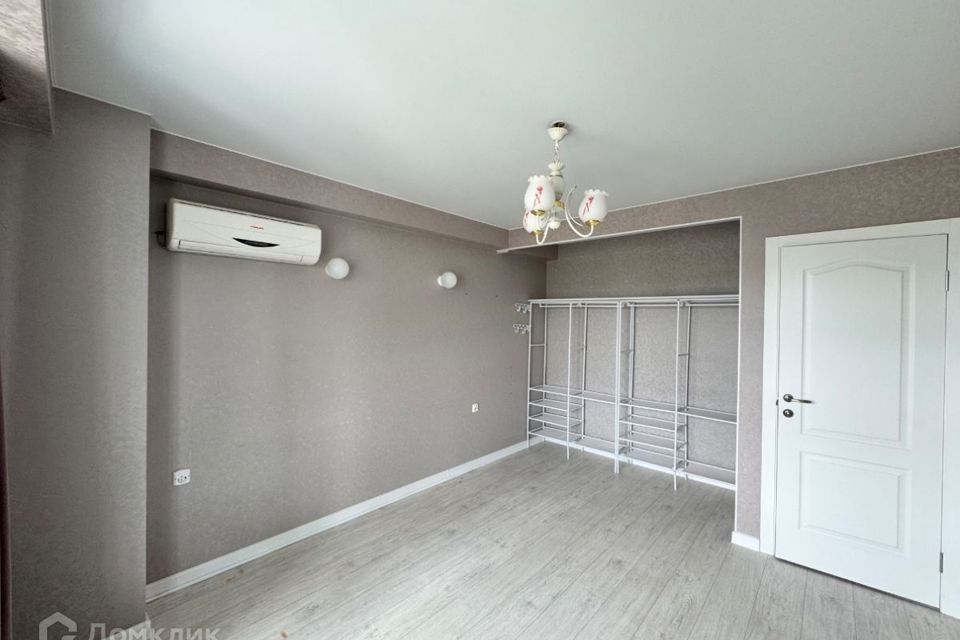 Продаётся 1-комнатная квартира, 39.3 м²