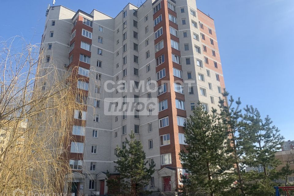Продаётся 3-комнатная квартира, 103.9 м²