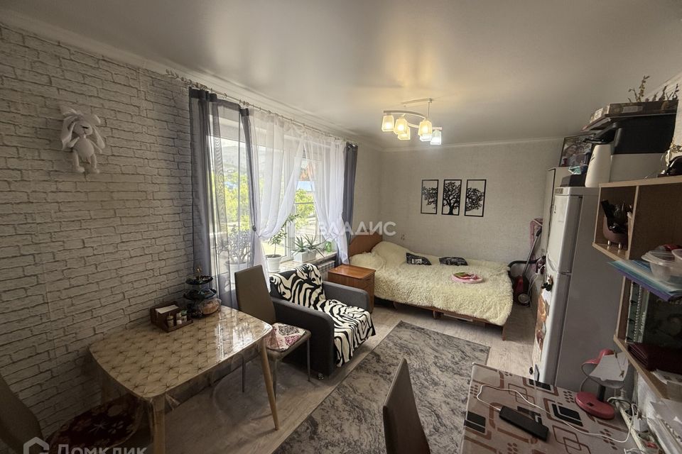Продаётся комната в 1-комн. квартире, 50 м²