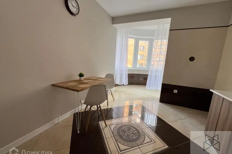 Продаётся 1-комнатная квартира, 45.3 м²