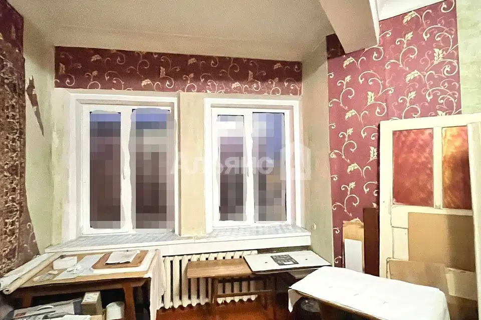 Продаётся 4-комнатная квартира, 85 м²