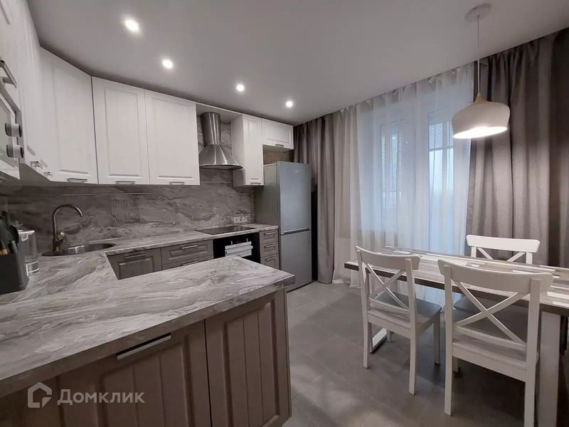 Сдаётся 1-комнатная квартира, 38 м²