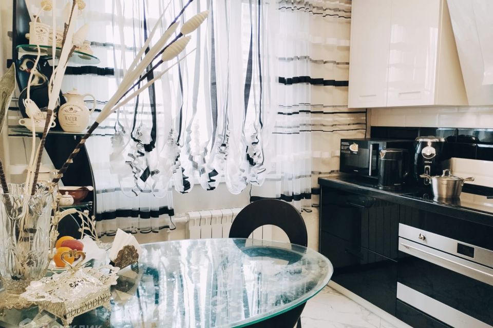 Продаётся 2-комнатная квартира, 53.7 м²