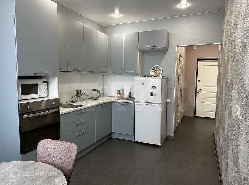 Продаётся 1-комнатная квартира, 36.7 м²