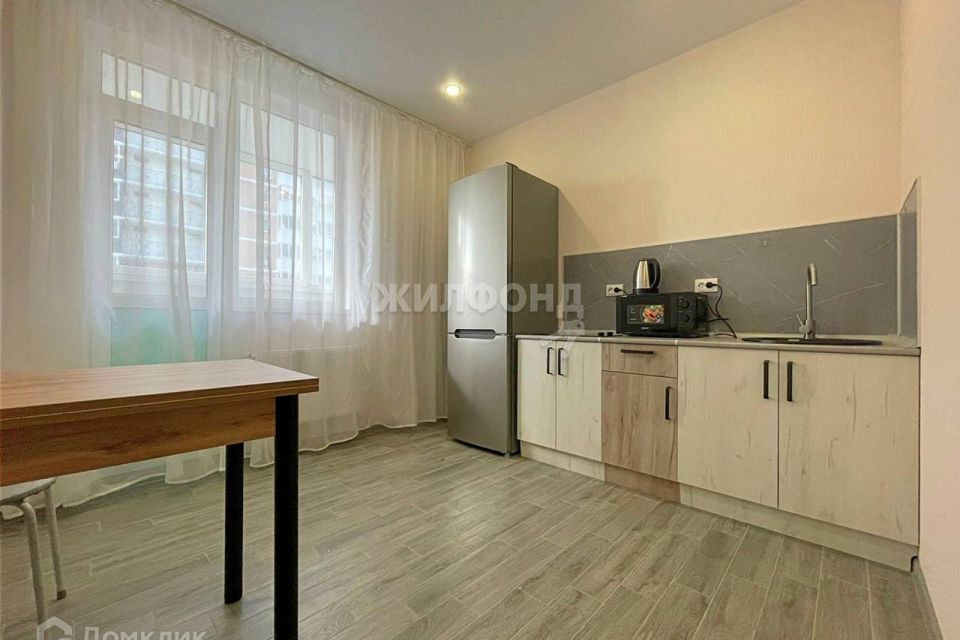 Продаётся 1-комнатная квартира, 35.2 м²