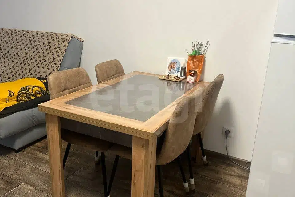 Продаётся 1-комнатная квартира, 44.9 м²