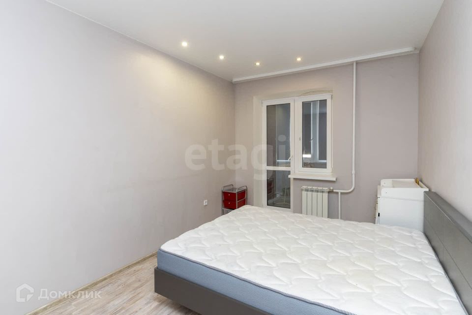 Сдаётся 2-комнатная квартира, 64 м²