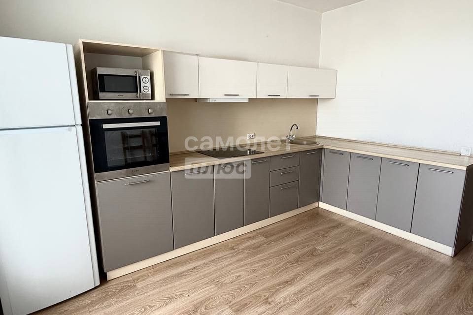 Продаётся 1-комнатная квартира, 42.5 м²