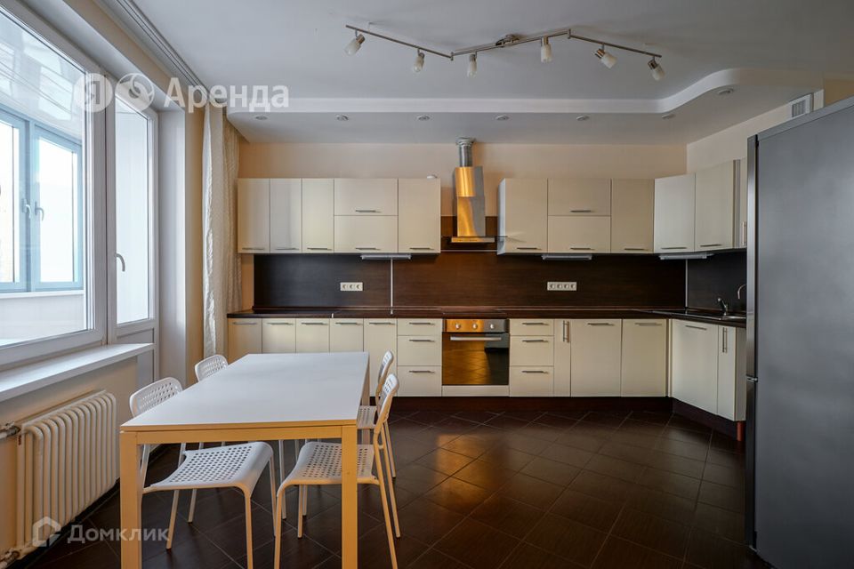 Сдаётся 3-комнатная квартира, 92.9 м²