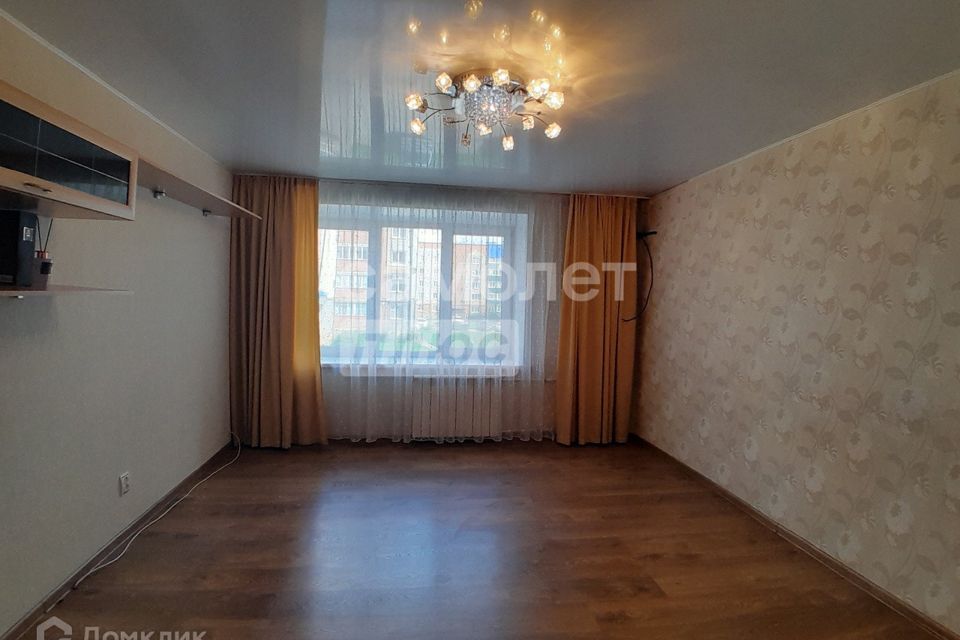 Продаётся 4-комнатная квартира, 79.9 м²
