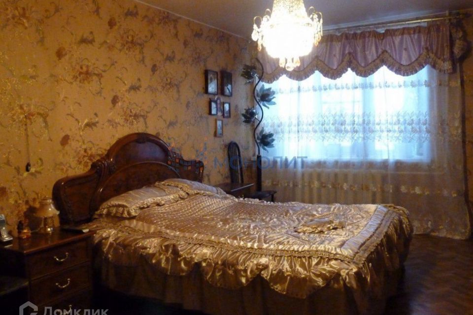 Продаётся 4-комнатная квартира, 122 м²