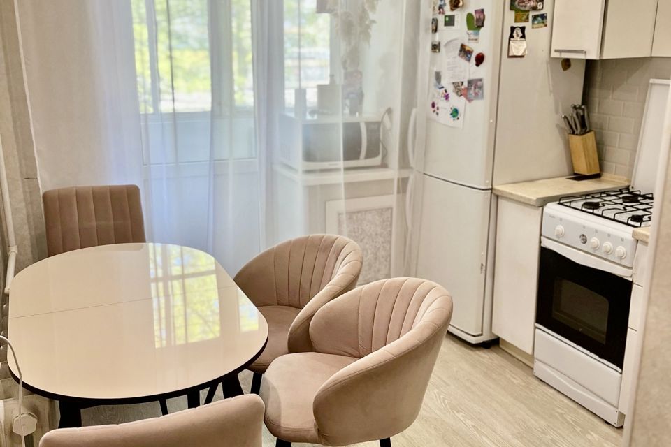 Продаётся 2-комнатная квартира, 49.2 м²