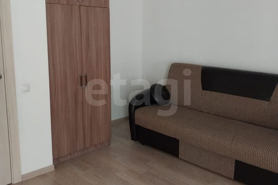 Продаётся 1-комнатная квартира, 35.8 м²
